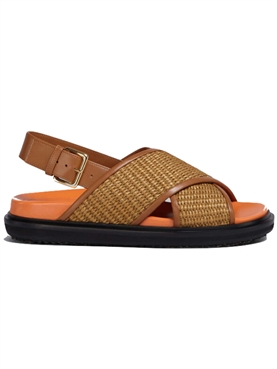 Marni Fussbett Criscross Sandaler, Raw Siena/Dust Apricot 